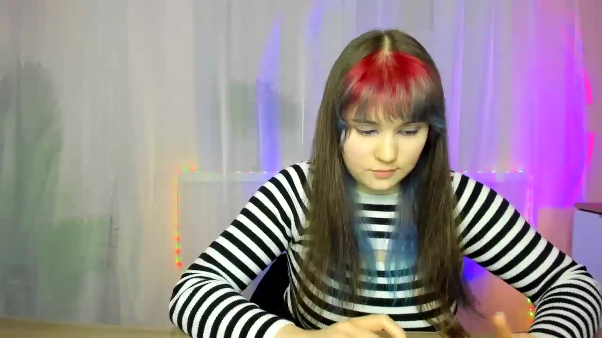 Gallery image thumbnail from ChloeQueen's myfreecams stream on, 02/16/2025, 13:55 image 13 of 20