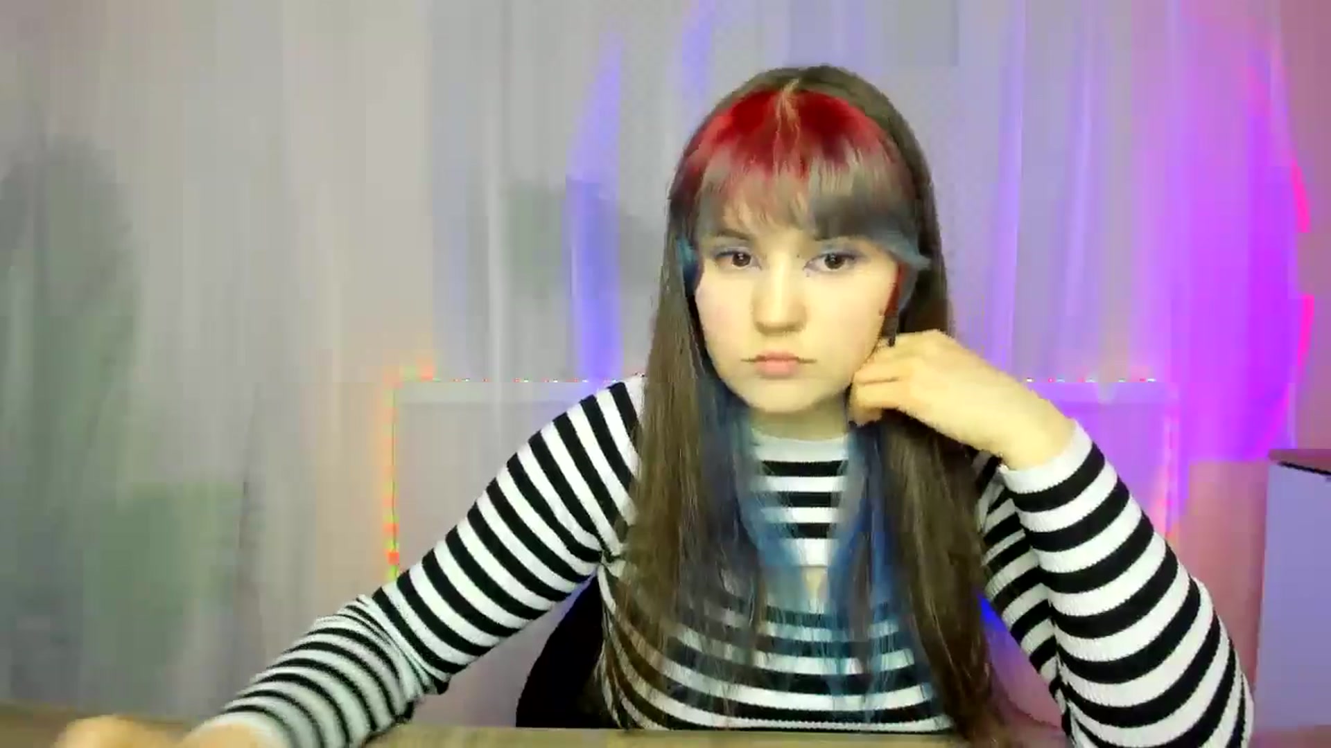 Gallery image thumbnail from ChloeQueen's myfreecams stream on, 02/16/2025, 13:55 image 4 of 20