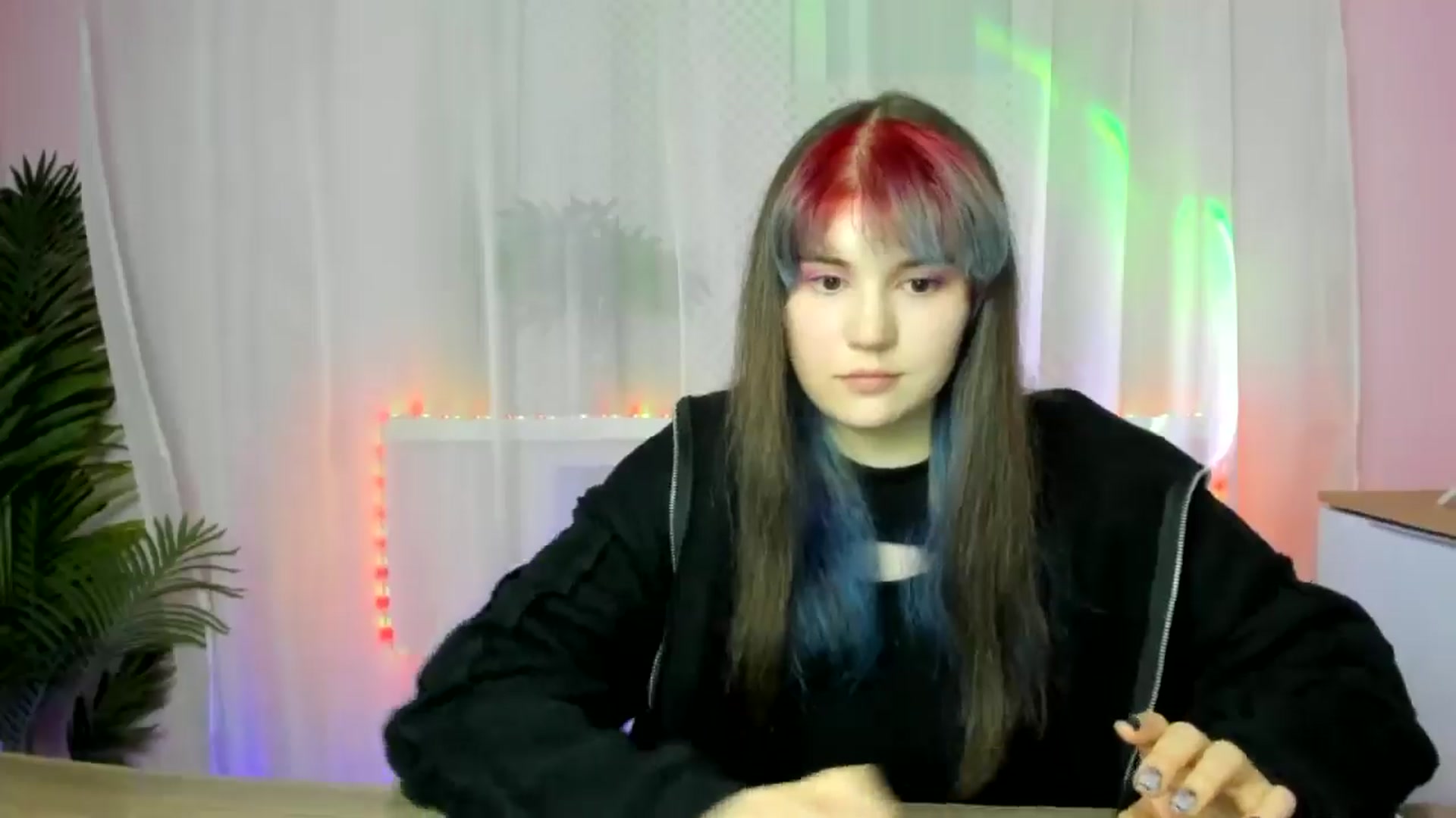Gallery image thumbnail from ChloeQueen's myfreecams stream on, 02/17/2025, 11:13 image 14 of 20
