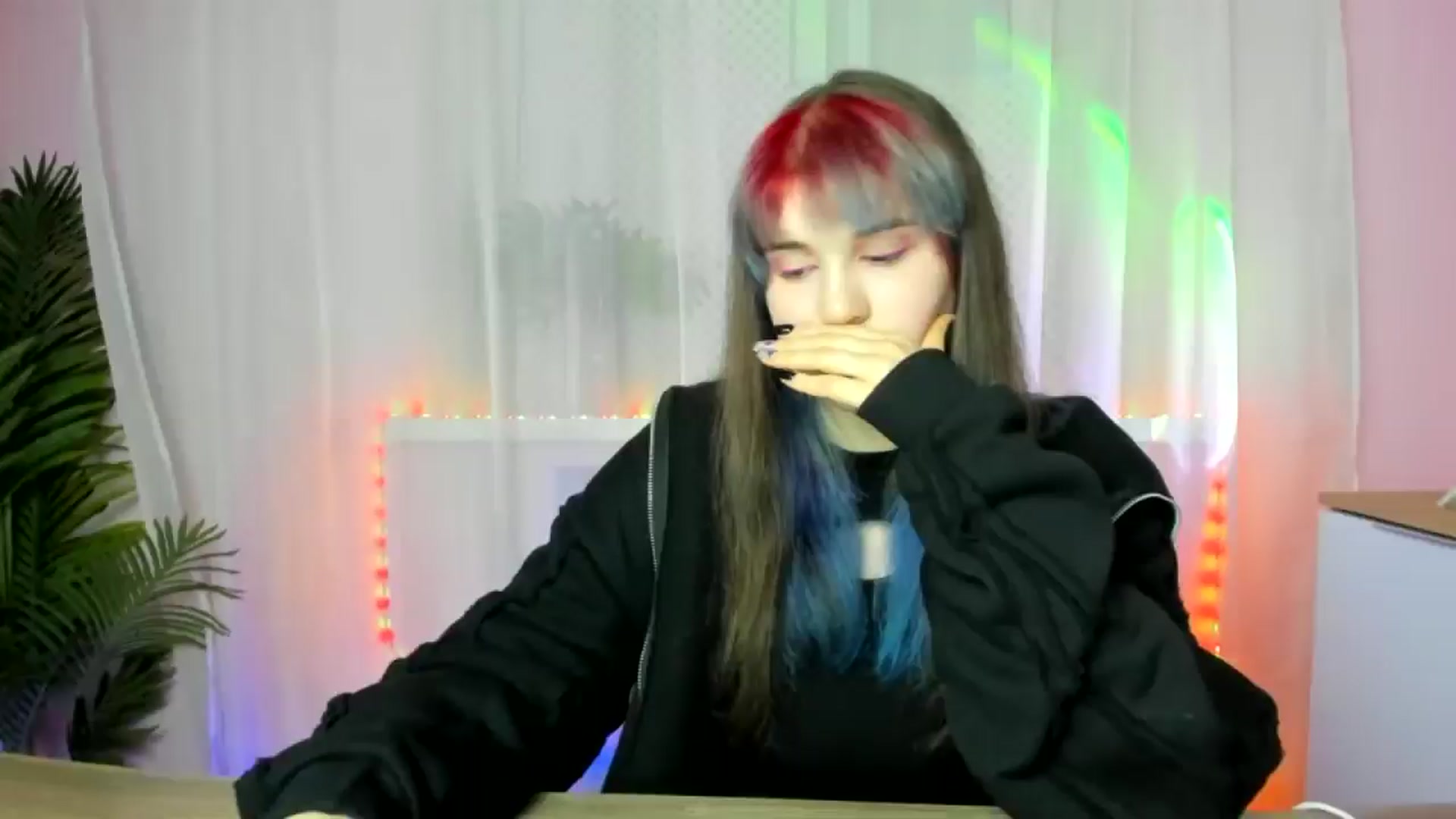 Gallery image thumbnail from ChloeQueen's myfreecams stream on, 02/17/2025, 11:13 image 1 of 20