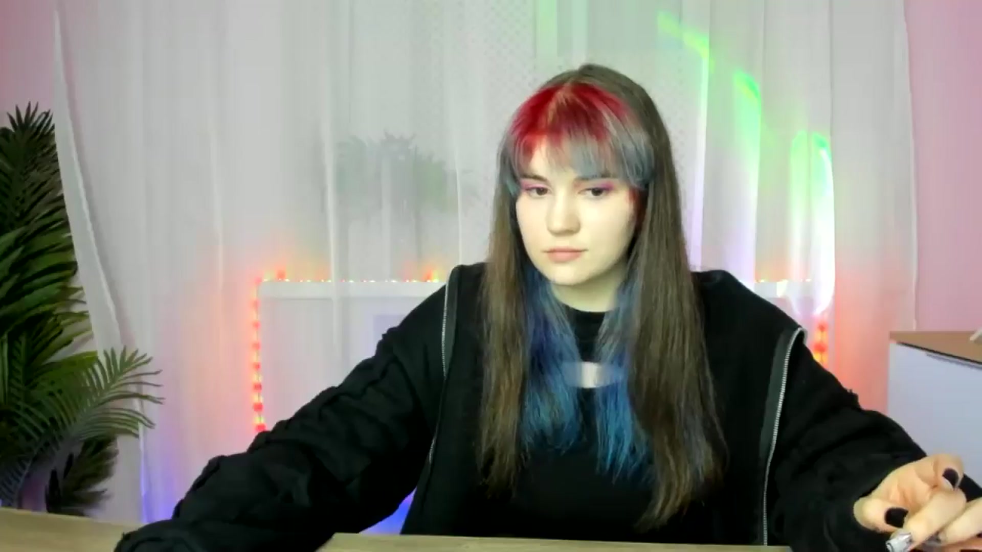 Gallery image thumbnail from ChloeQueen's myfreecams stream on, 02/17/2025, 11:13 image 6 of 20