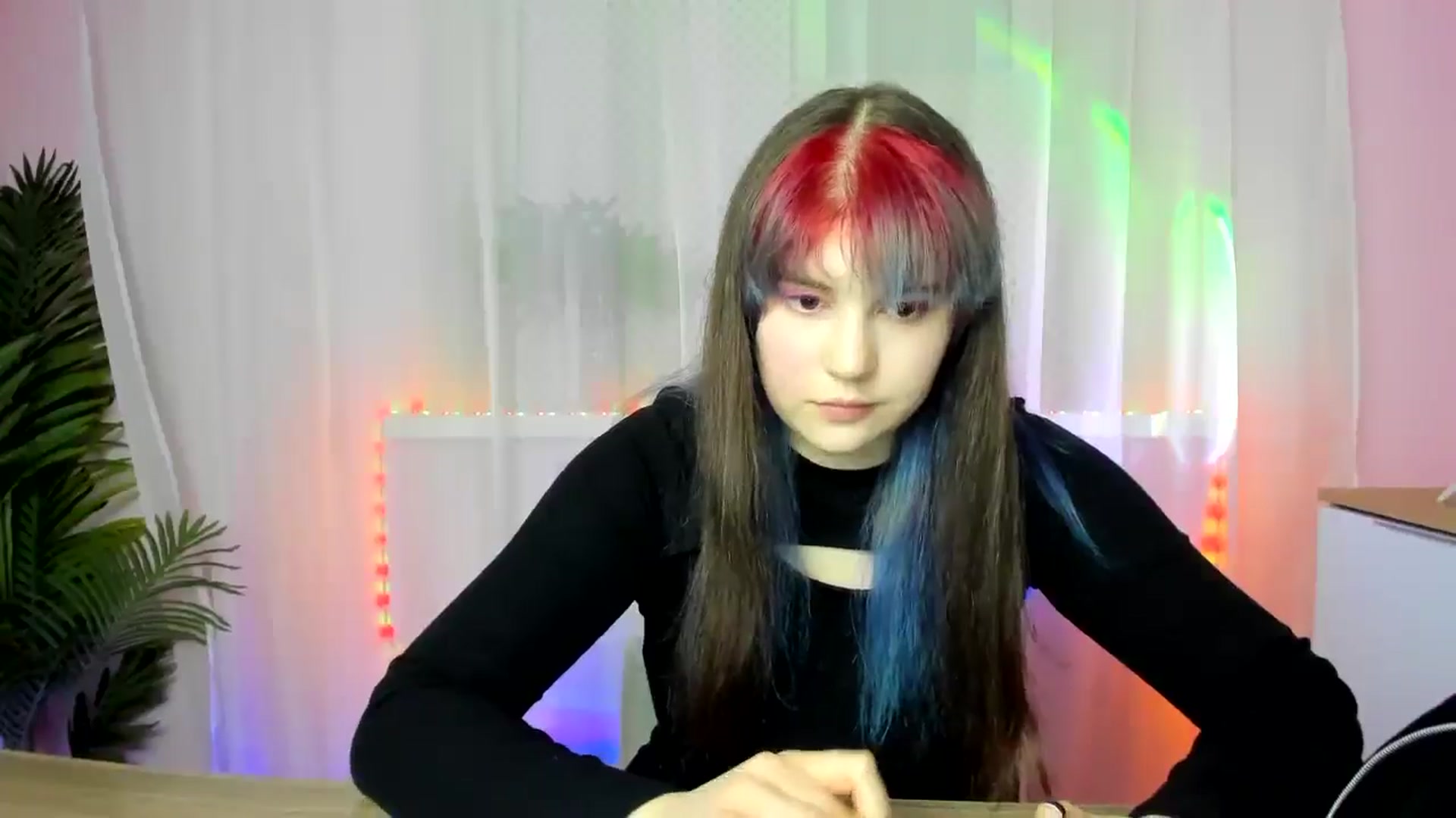 Gallery image thumbnail from ChloeQueen's myfreecams stream on, 02/17/2025, 12:41 image 9 of 20
