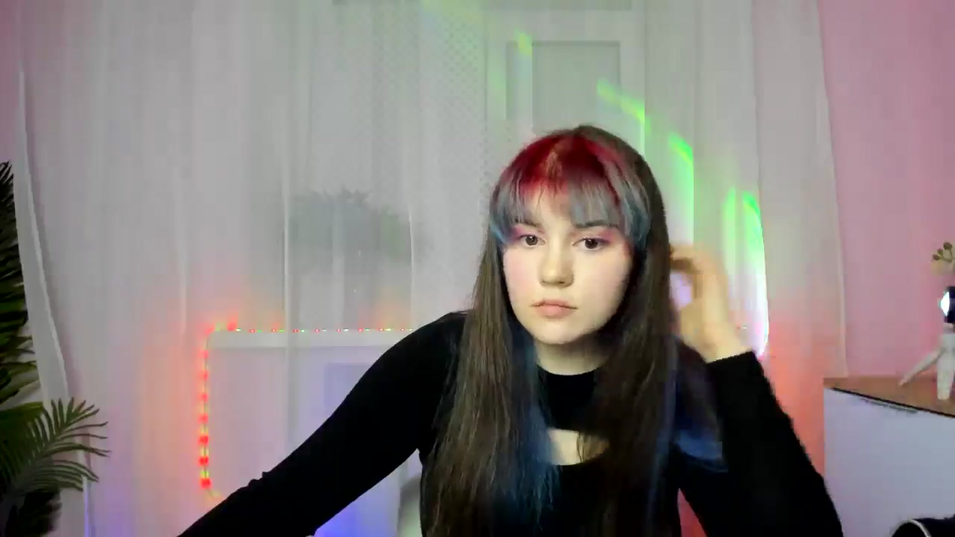 Gallery image thumbnail from ChloeQueen's myfreecams stream on, 02/17/2025, 14:14 image 17 of 20