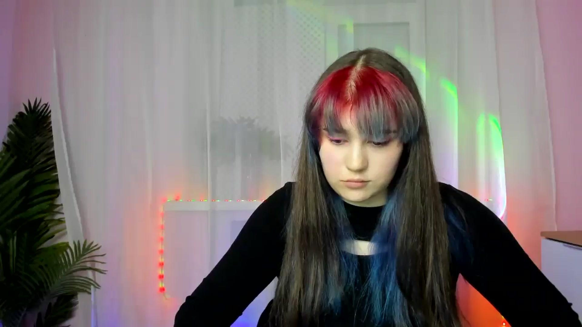Gallery image thumbnail from ChloeQueen's myfreecams stream on, 02/17/2025, 15:31 image 15 of 20