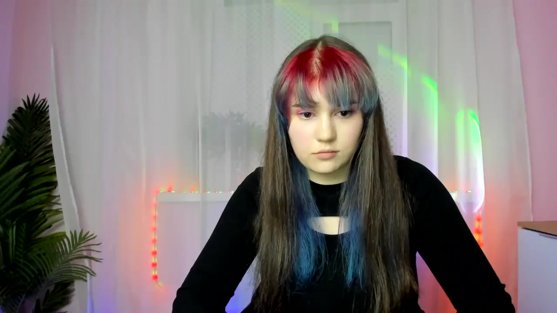 Gallery image thumbnail from ChloeQueen's myfreecams stream on, 02/17/2025, 15:31 image 1 of 20