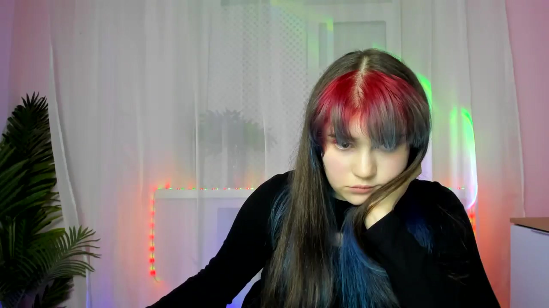 Gallery image thumbnail from ChloeQueen's myfreecams stream on, 02/17/2025, 15:31 image 16 of 20