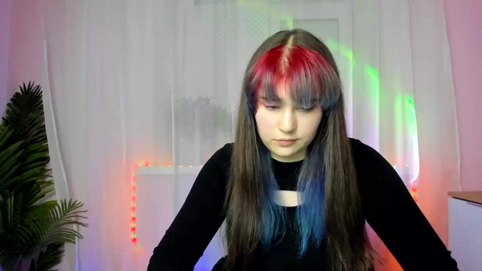 Gallery image thumbnail from ChloeQueen's myfreecams stream on, 02/17/2025, 15:31 image 5 of 20