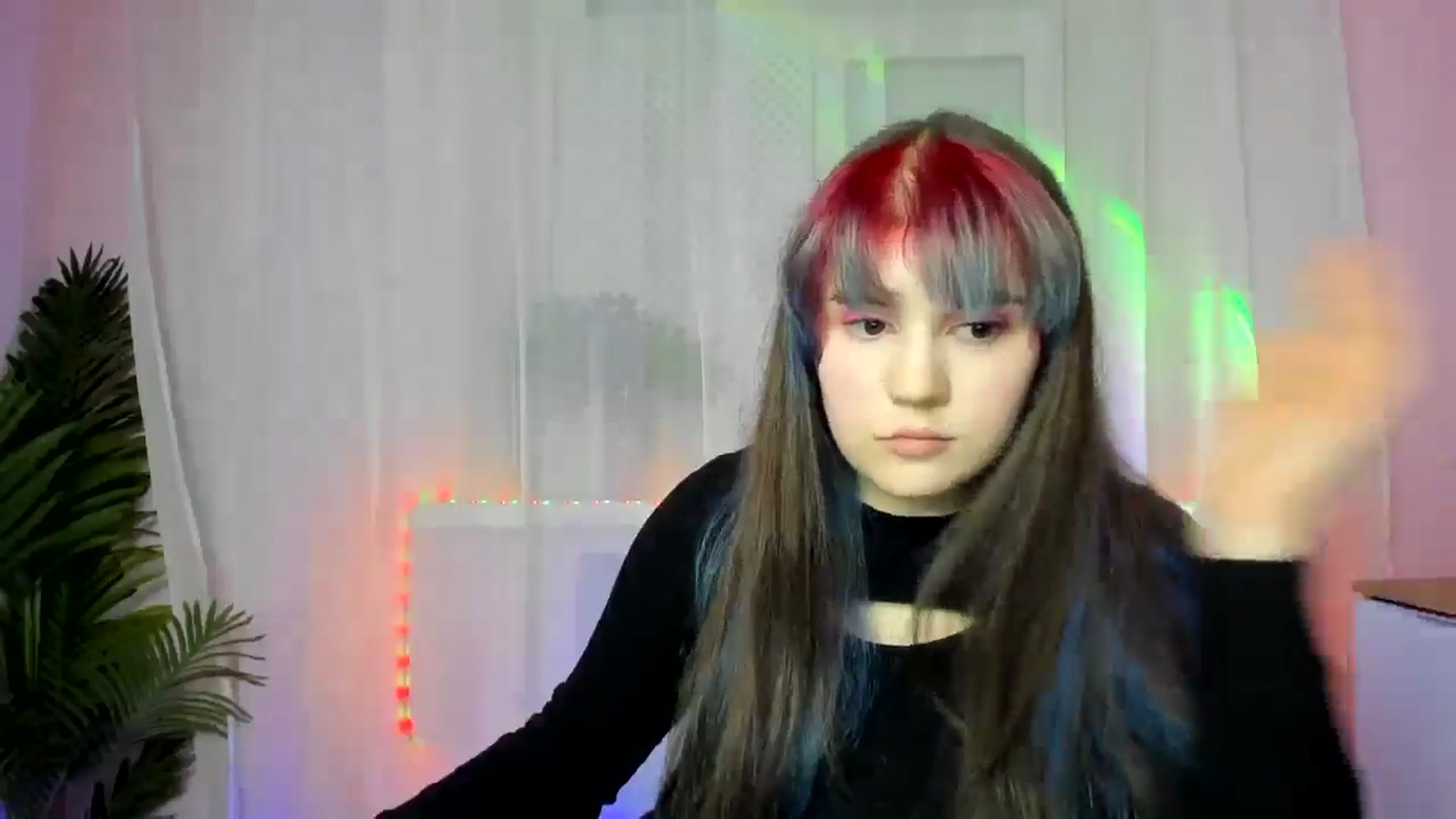 Gallery image thumbnail from ChloeQueen's myfreecams stream on, 02/17/2025, 15:31 image 12 of 20