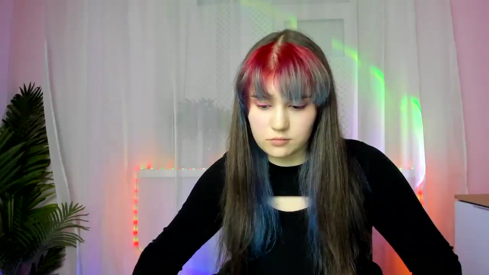 Gallery image thumbnail from ChloeQueen's myfreecams stream on, 02/17/2025, 15:31 image 3 of 20
