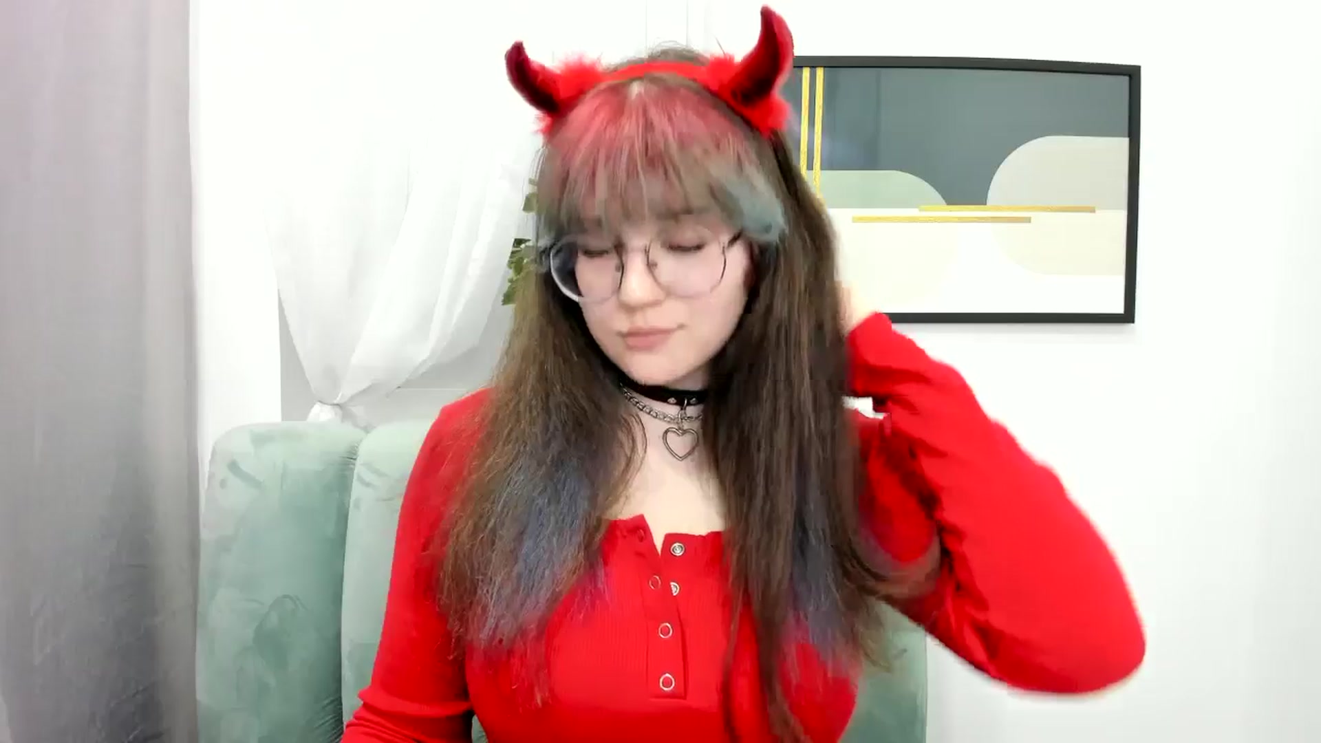 Gallery image thumbnail from ChloeQueen's myfreecams stream on, 02/27/2025, 11:46 image 7 of 20