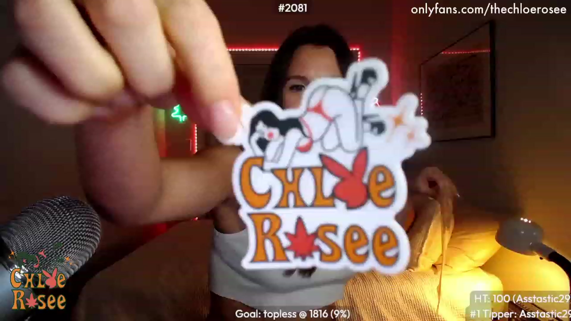 Gallery image thumbnail from ChloeRosee's myfreecams stream on, 12/03/2022, 06:38 image 16 of 20