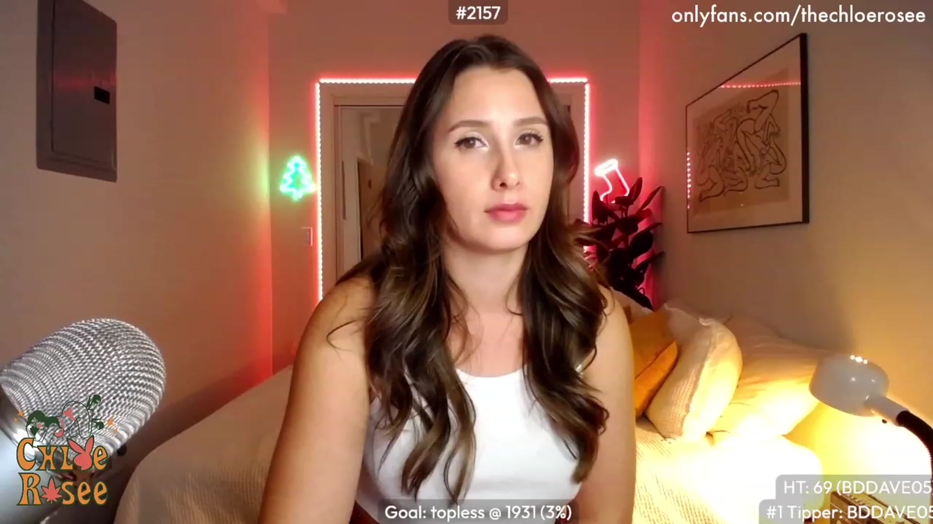 Gallery image thumbnail from ChloeRosee's myfreecams stream on, 12/03/2022, 06:38 image 10 of 20
