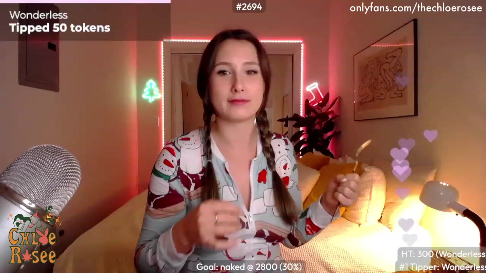 Gallery image thumbnail from ChloeRosee's myfreecams stream on, 12/05/2022, 06:36 image 3 of 20