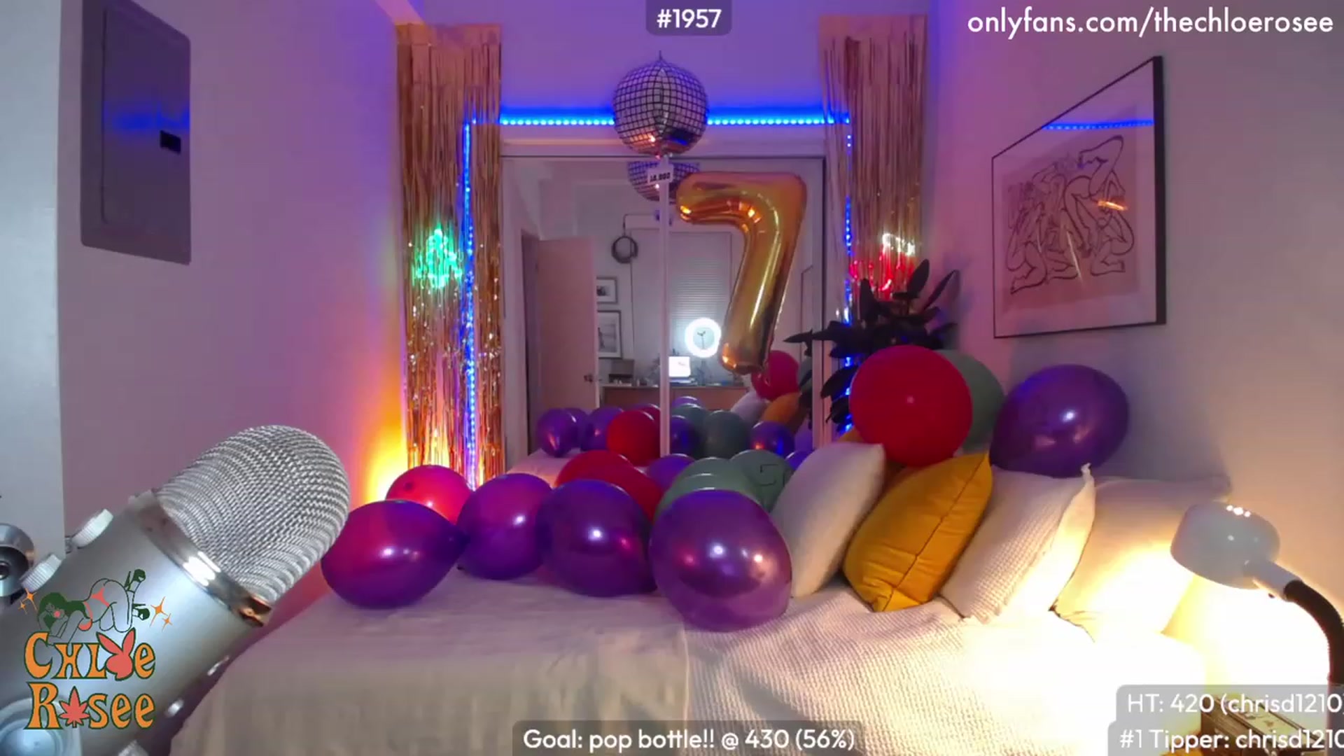 Gallery image thumbnail from ChloeRosee's myfreecams stream on, 12/06/2022, 05:41 image 4 of 20