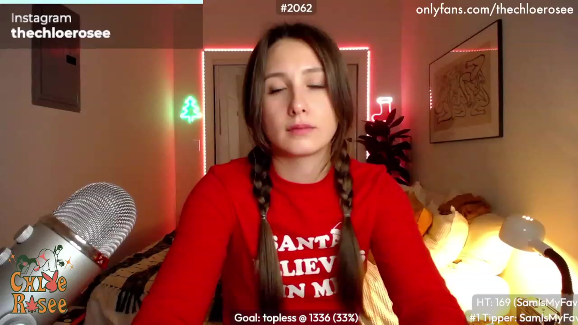 Gallery image thumbnail from ChloeRosee's myfreecams stream on, 12/19/2022, 05:51 image 4 of 20