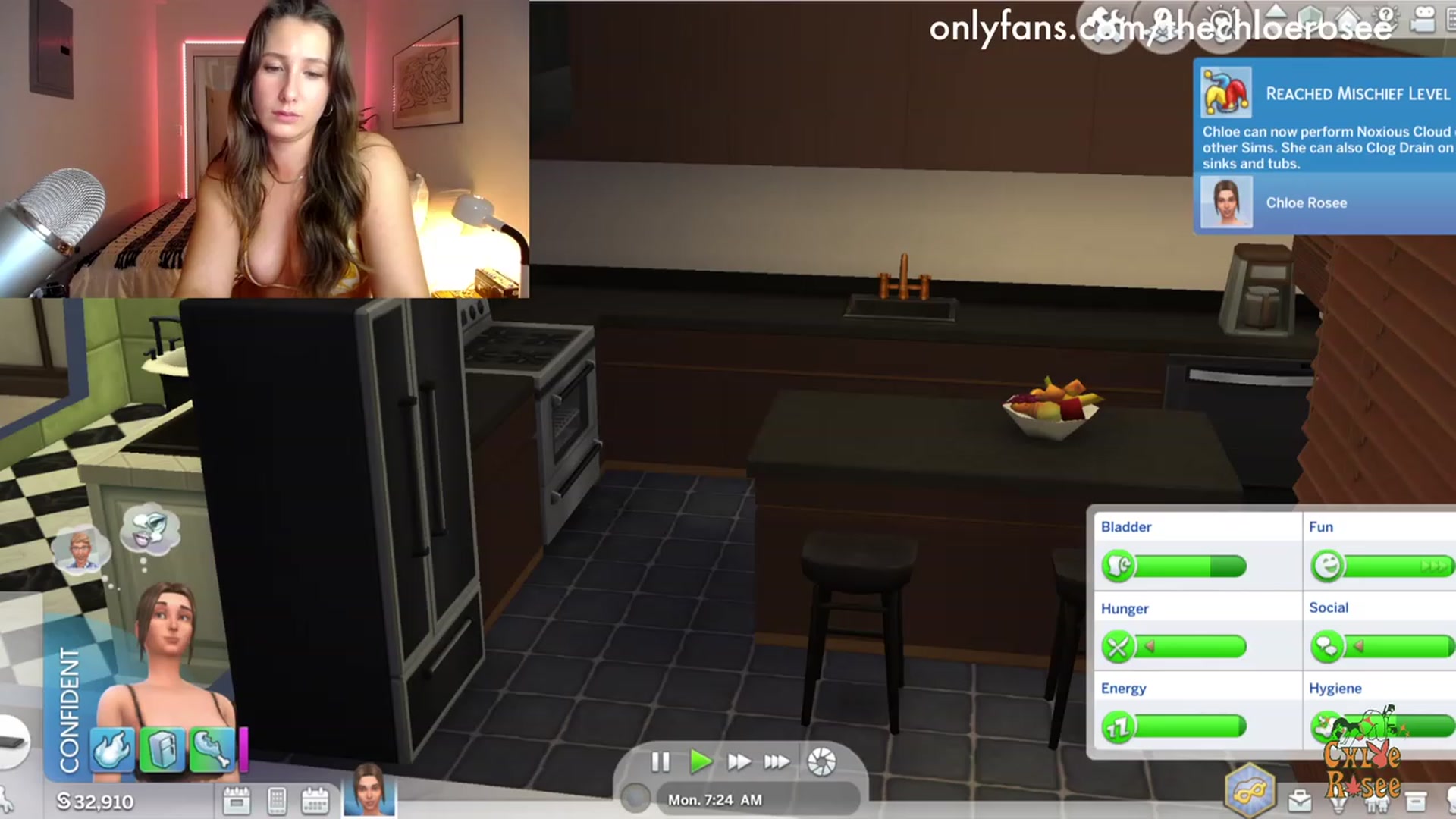 Gallery image thumbnail from ChloeRosee's myfreecams stream on, 01/04/2023, 06:12 image 13 of 20