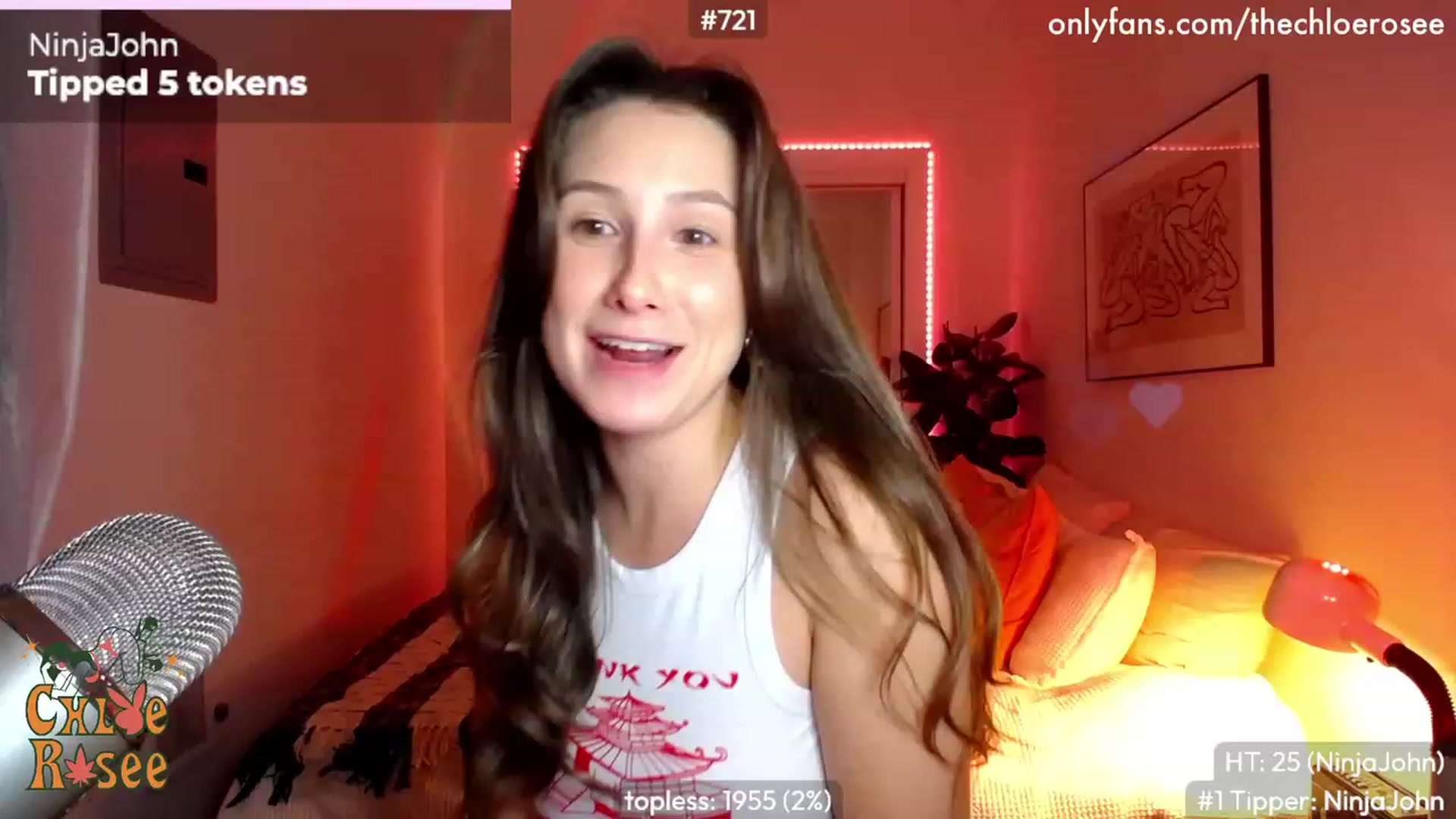 Gallery image thumbnail from ChloeRosee's myfreecams stream on, 02/01/2023, 05:47 image 13 of 20