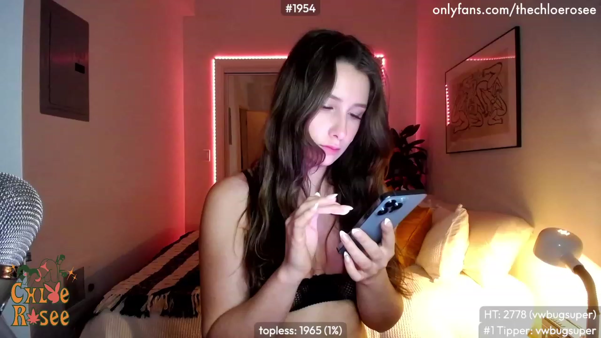 Gallery image thumbnail from ChloeRosee's myfreecams stream on, 02/23/2023, 06:52 image 17 of 20