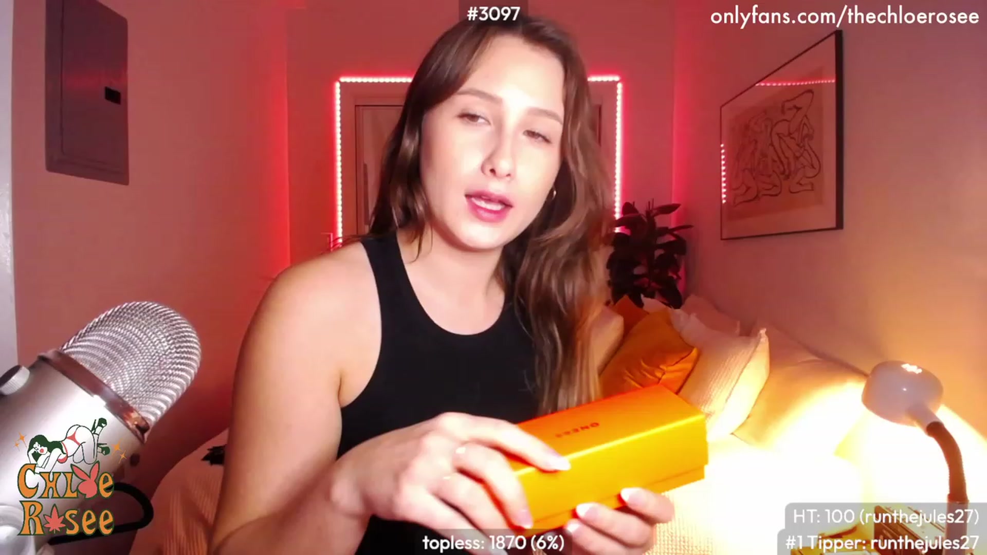 Gallery image thumbnail from ChloeRosee's myfreecams stream on, 03/09/2023, 06:40 image 11 of 20