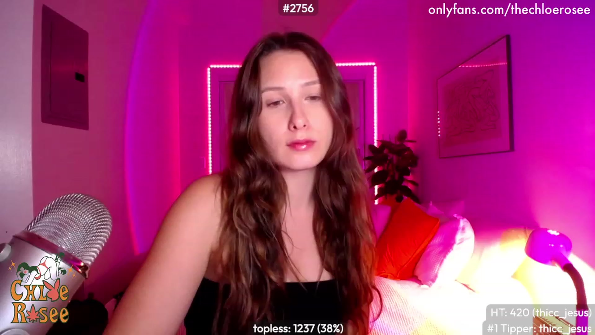 Gallery image thumbnail from ChloeRosee's myfreecams stream on, 04/13/2023, 05:55 image 17 of 20