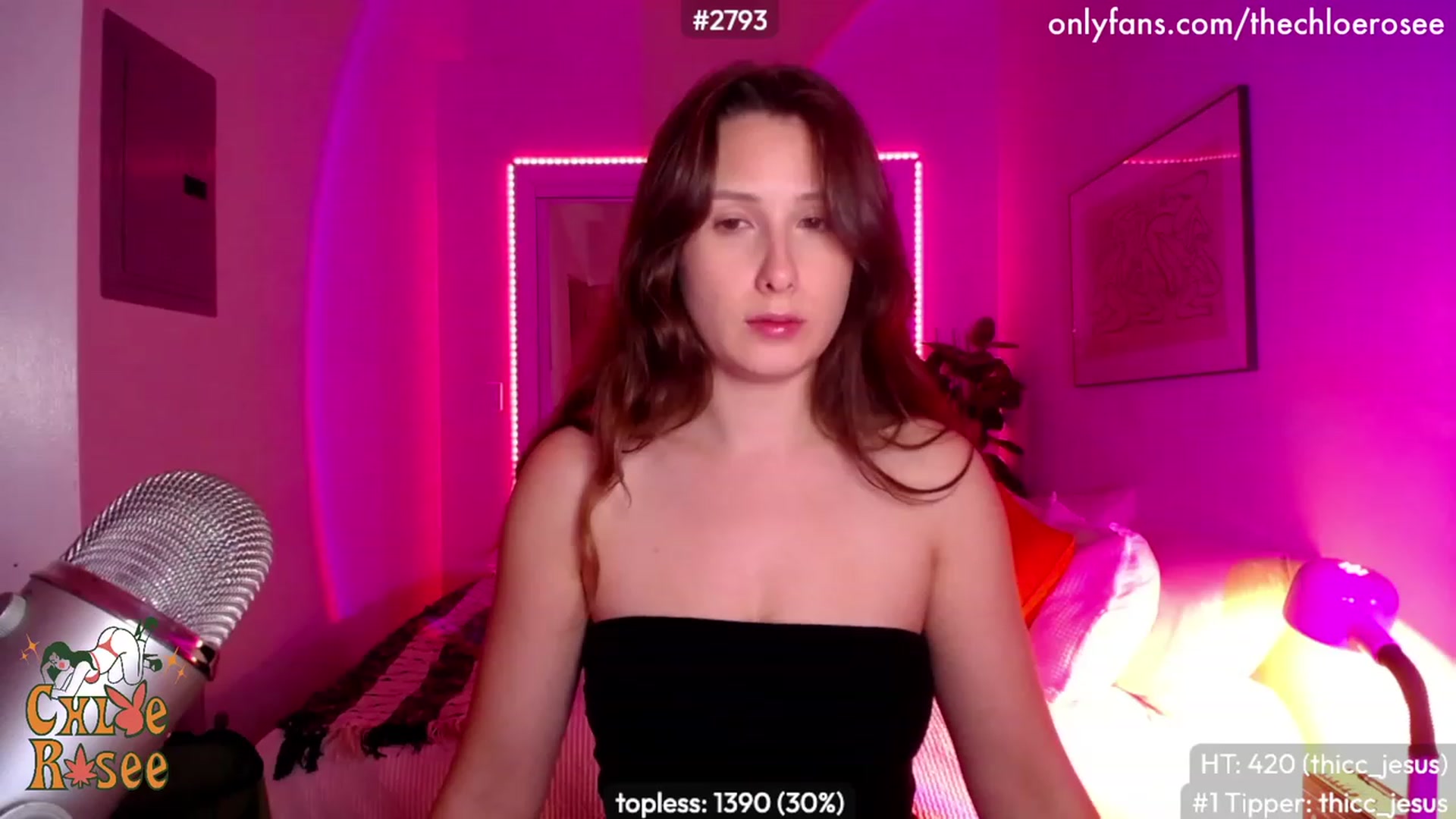 Gallery image thumbnail from ChloeRosee's myfreecams stream on, 04/13/2023, 05:55 image 11 of 20