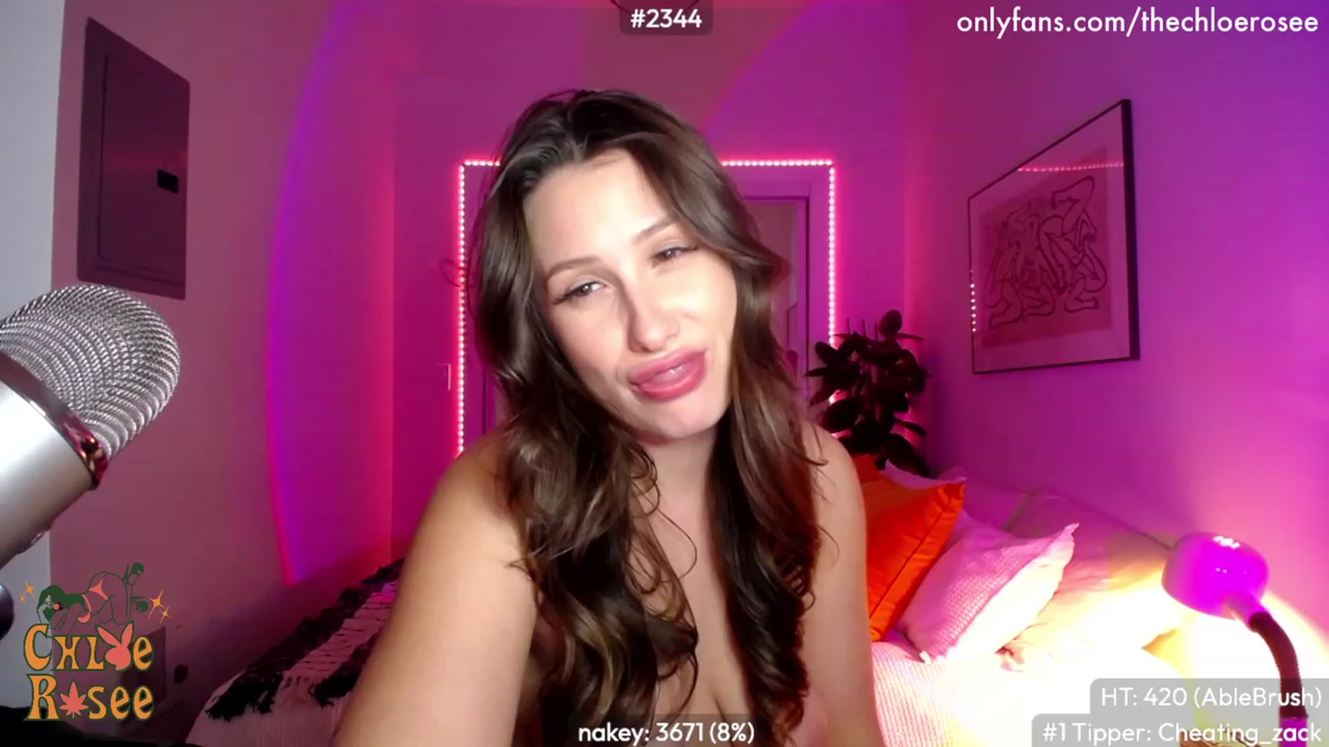 Gallery image thumbnail from ChloeRosee's myfreecams stream on, 04/15/2023, 05:15 image 15 of 20