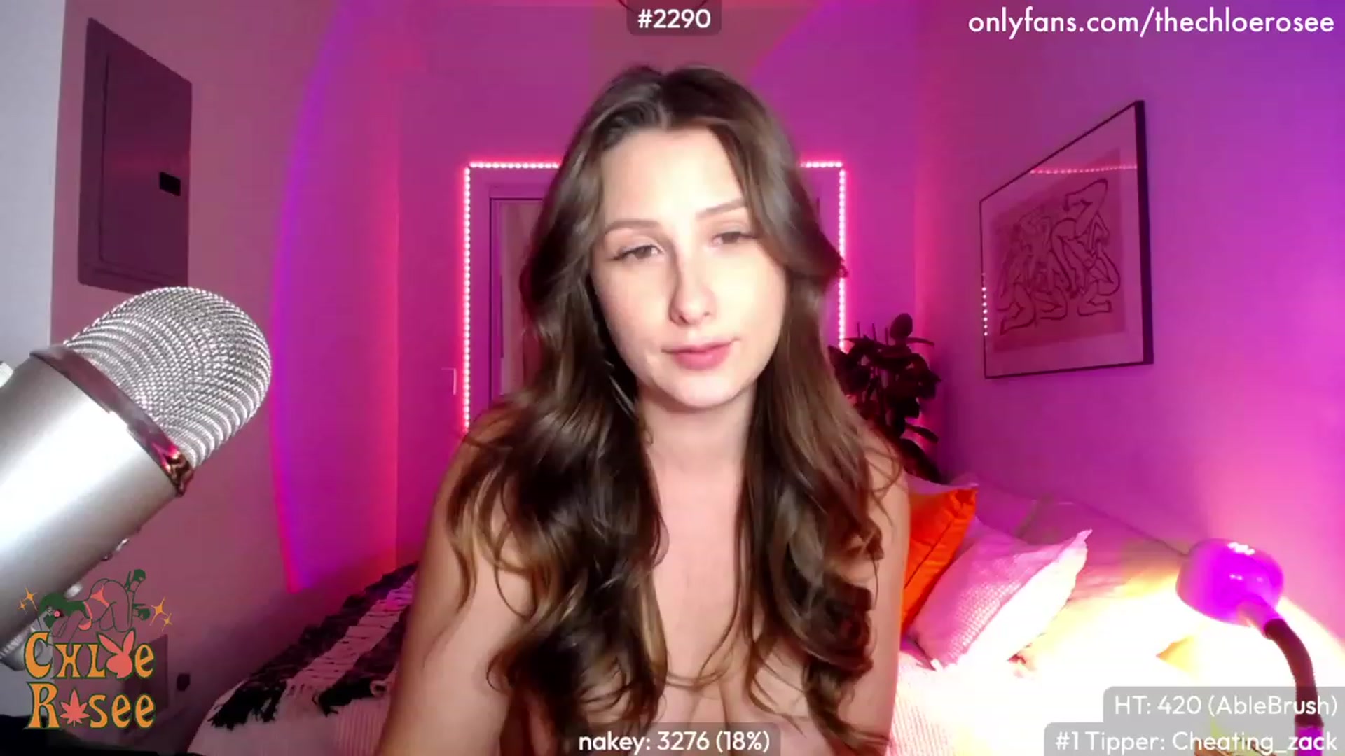 Gallery image thumbnail from ChloeRosee's myfreecams stream on, 04/15/2023, 05:15 image 19 of 20