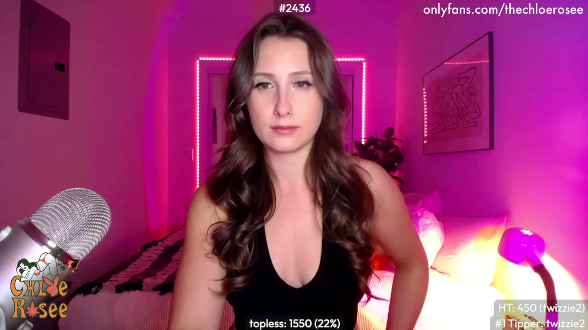 Gallery image thumbnail from ChloeRosee's myfreecams stream on, 04/18/2023, 03:47 image 4 of 20