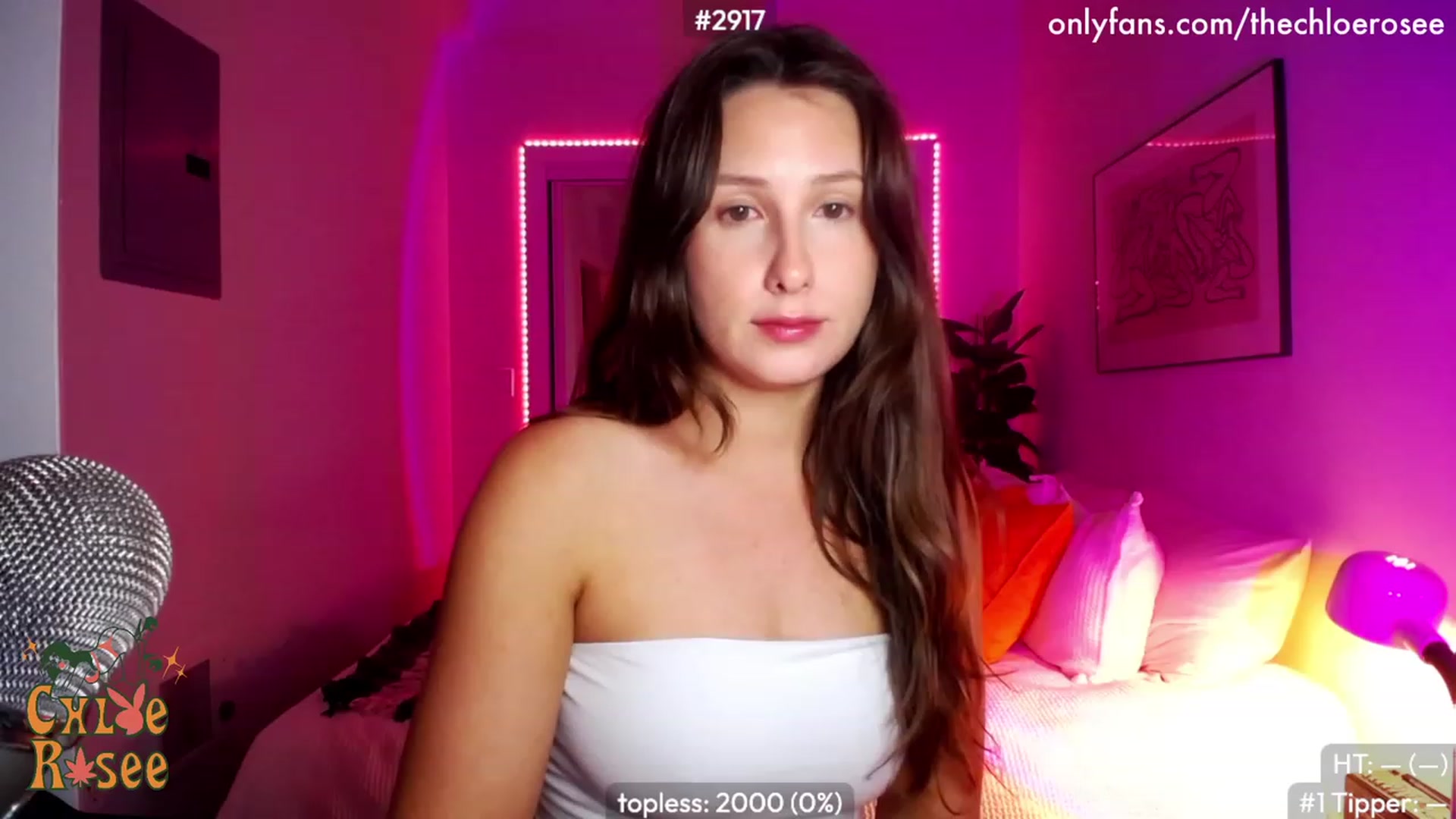 Gallery image thumbnail from ChloeRosee's myfreecams stream on, 04/24/2023, 06:06 image 6 of 20