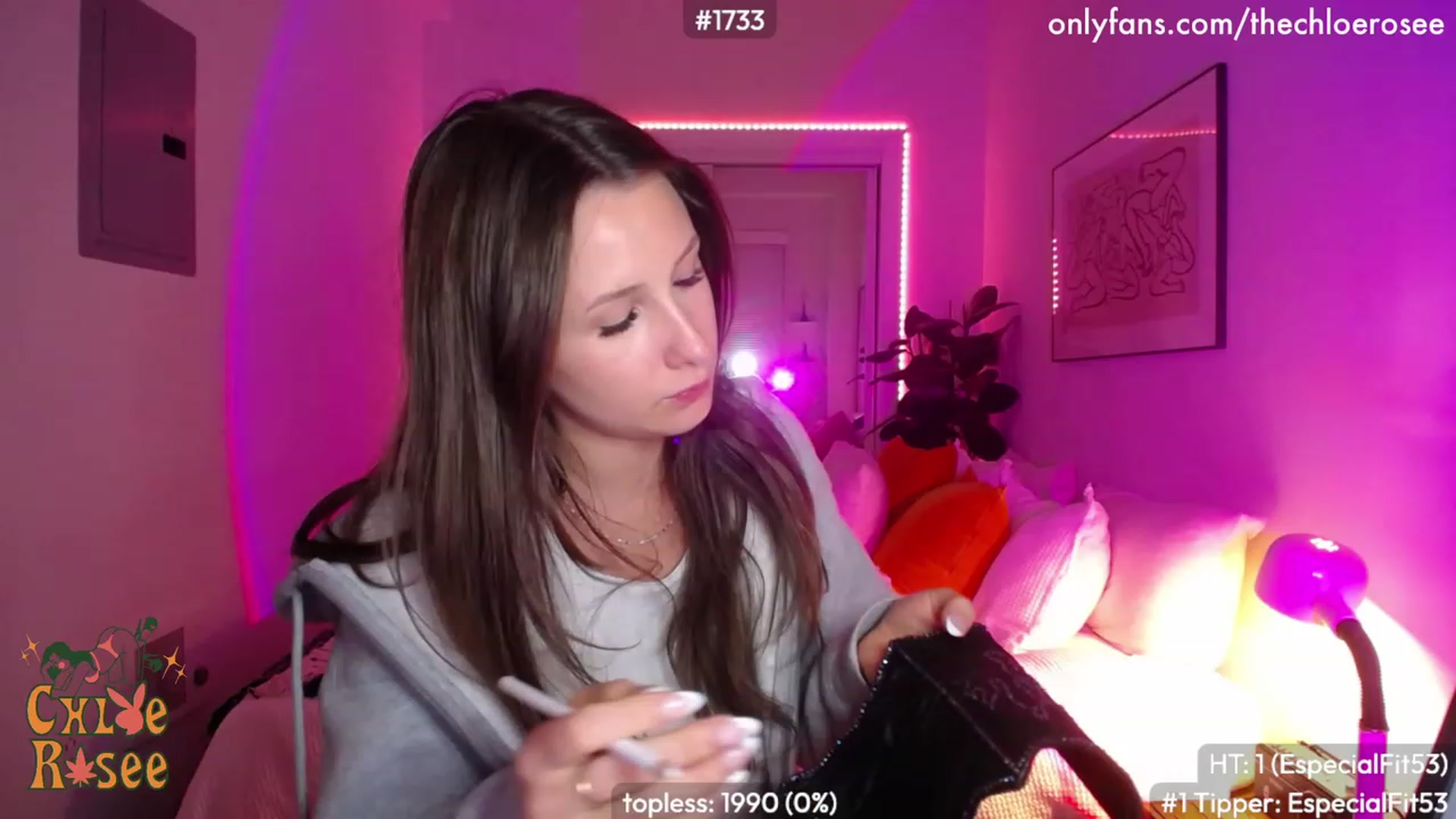 Gallery image thumbnail from ChloeRosee's myfreecams stream on, 05/10/2023, 06:33 image 12 of 20