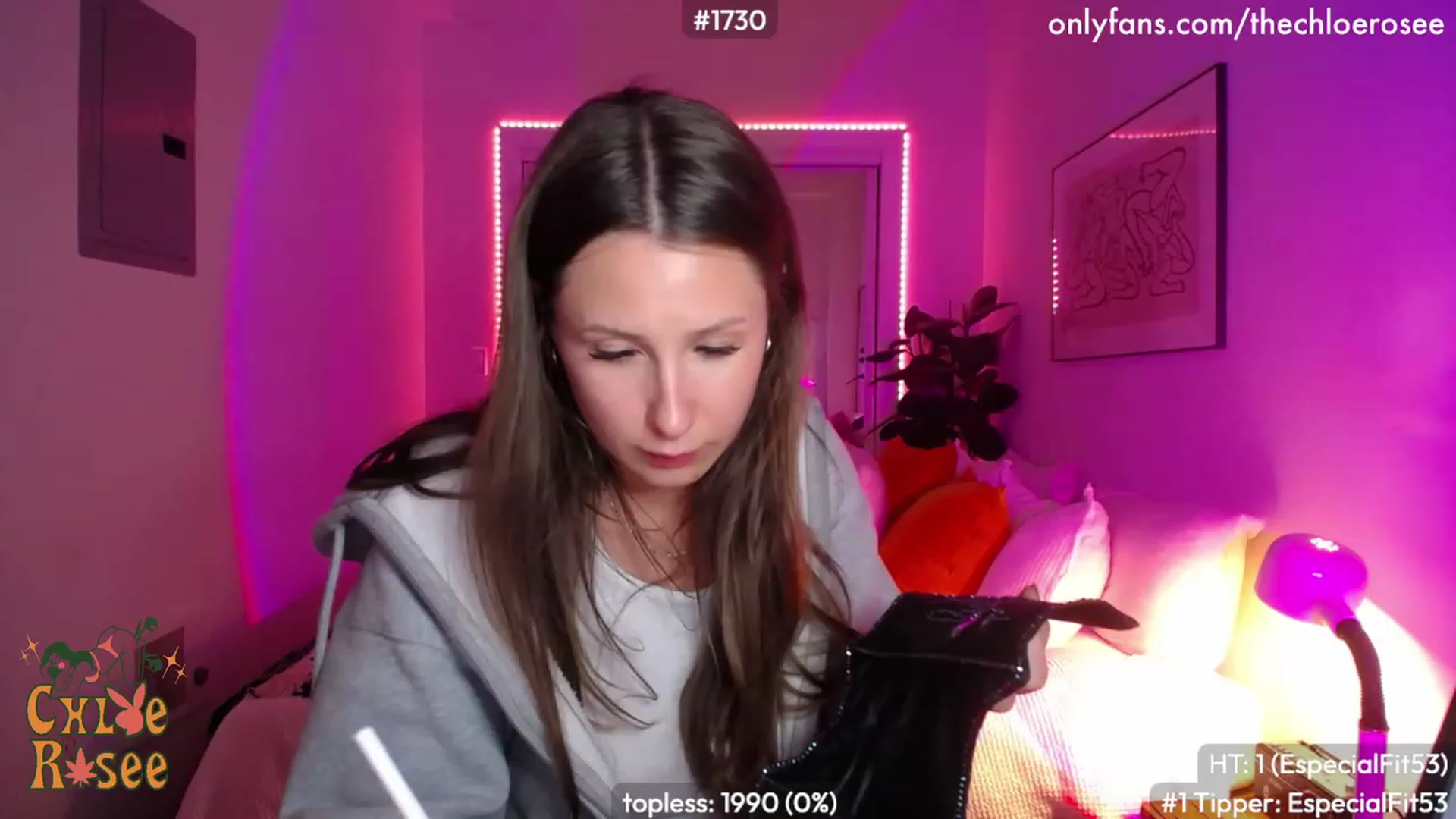 Gallery image thumbnail from ChloeRosee's myfreecams stream on, 05/10/2023, 06:33 image 10 of 20