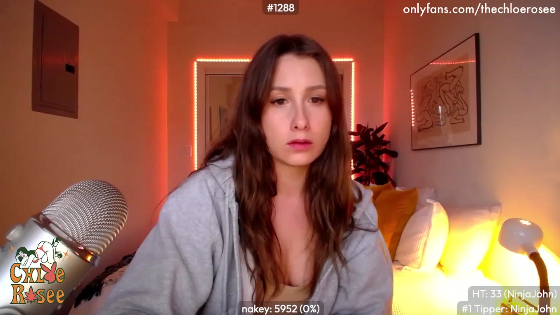 Gallery image thumbnail from ChloeRosee's myfreecams stream on, 05/24/2023, 03:26 image 3 of 20