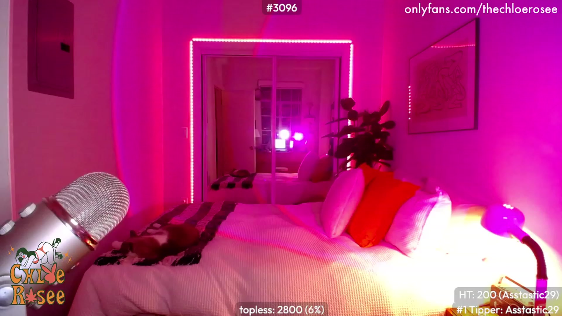 Gallery image thumbnail from ChloeRosee's myfreecams stream on, 06/28/2023, 05:13 image 9 of 20