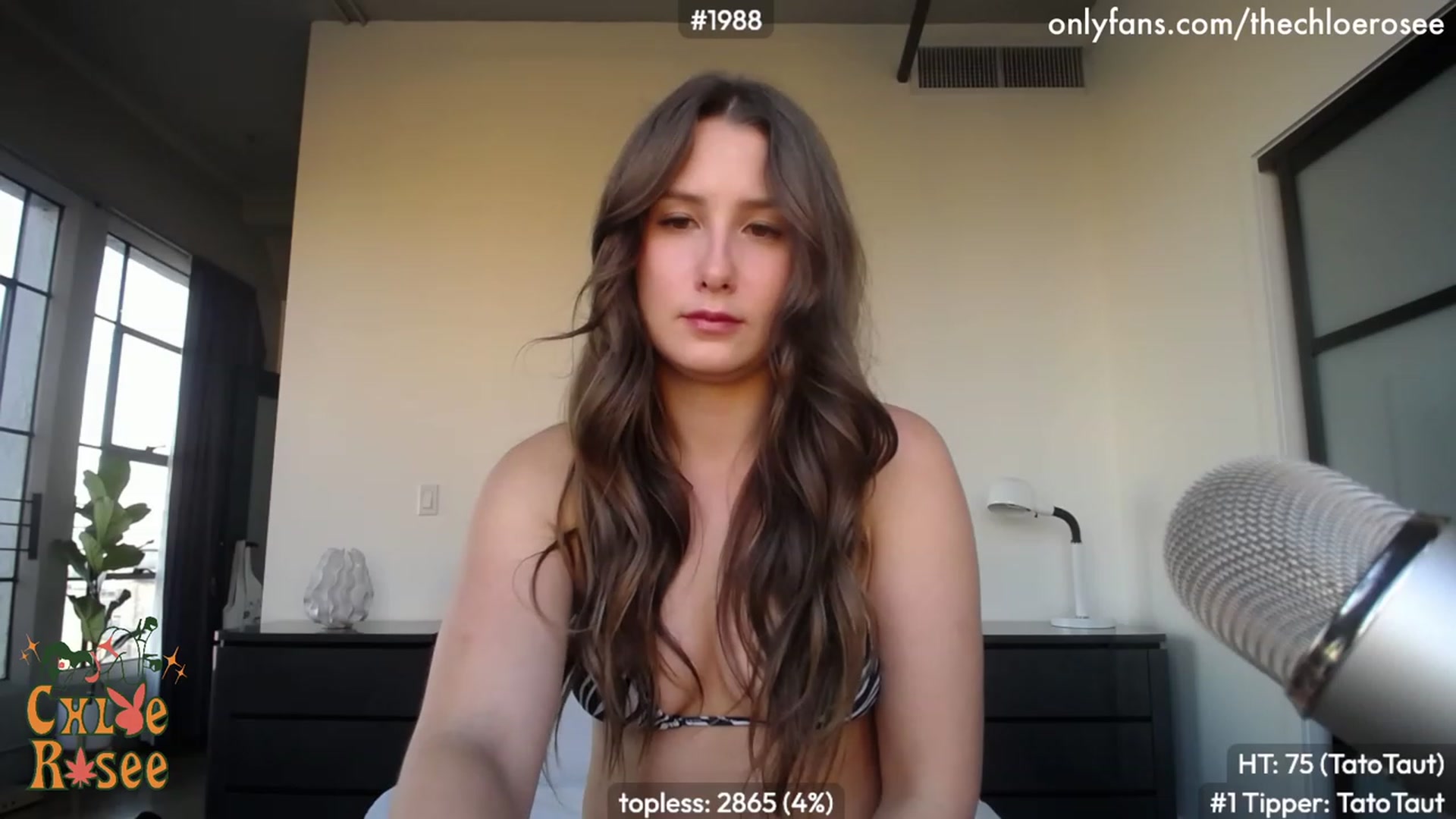 Gallery image thumbnail from ChloeRosee's myfreecams stream on, 09/13/2023, 01:48 image 10 of 20