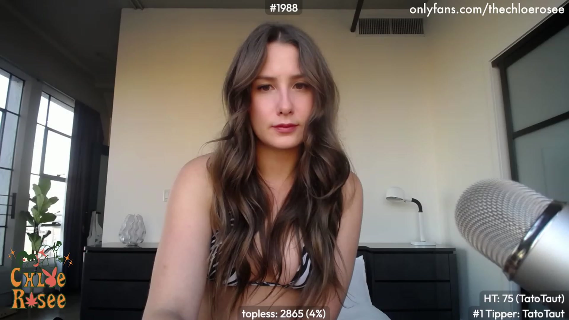 Gallery image thumbnail from ChloeRosee's myfreecams stream on, 09/13/2023, 01:48 image 12 of 20