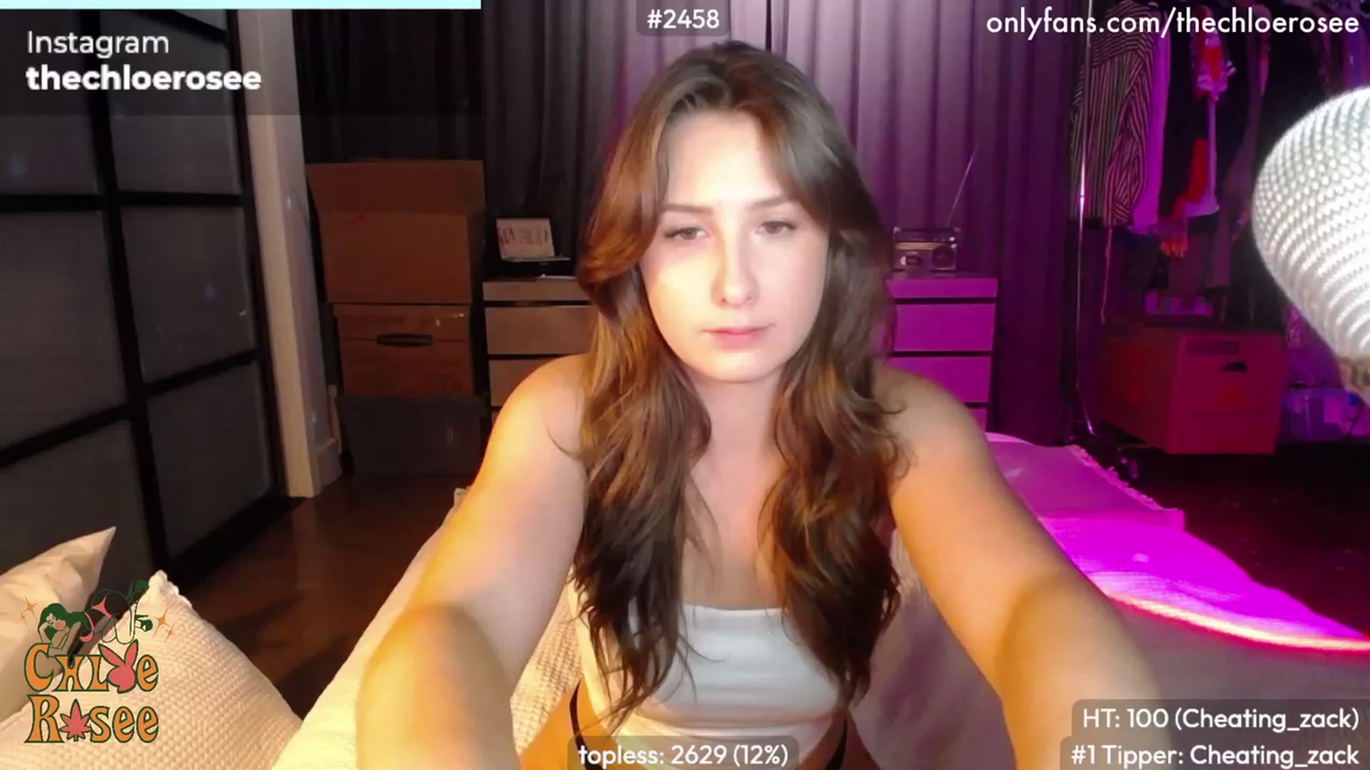 Gallery image thumbnail from ChloeRosee's myfreecams stream on, 09/19/2023, 06:44 image 9 of 20