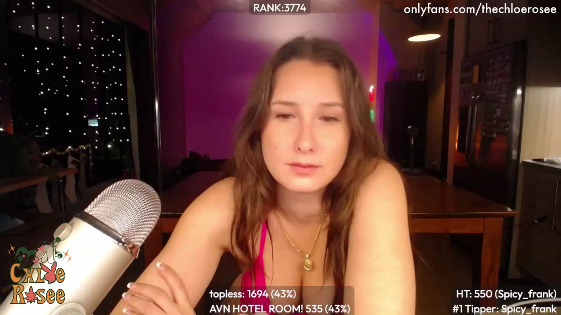 Gallery image thumbnail from ChloeRosee's myfreecams stream on, 12/11/2023, 06:53 image 13 of 20