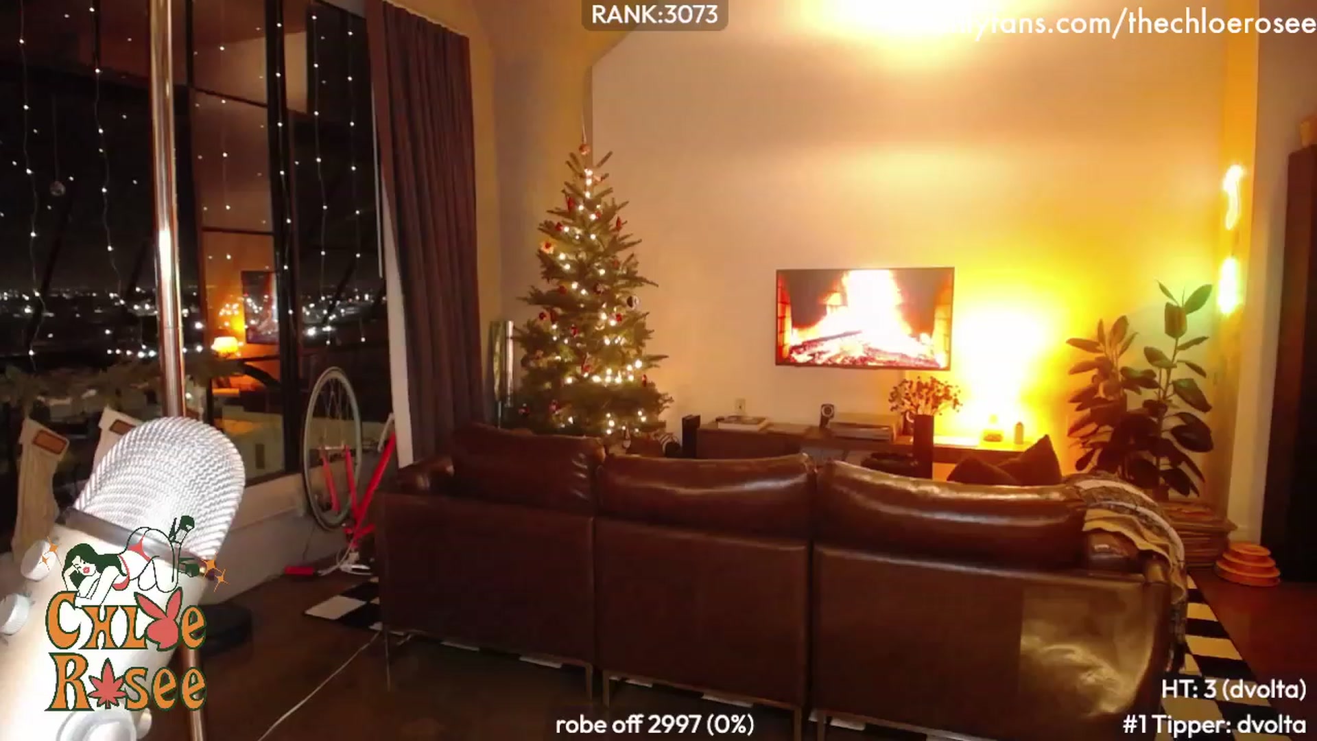 Gallery image thumbnail from ChloeRosee's myfreecams stream on, 12/18/2023, 03:02 image 7 of 20