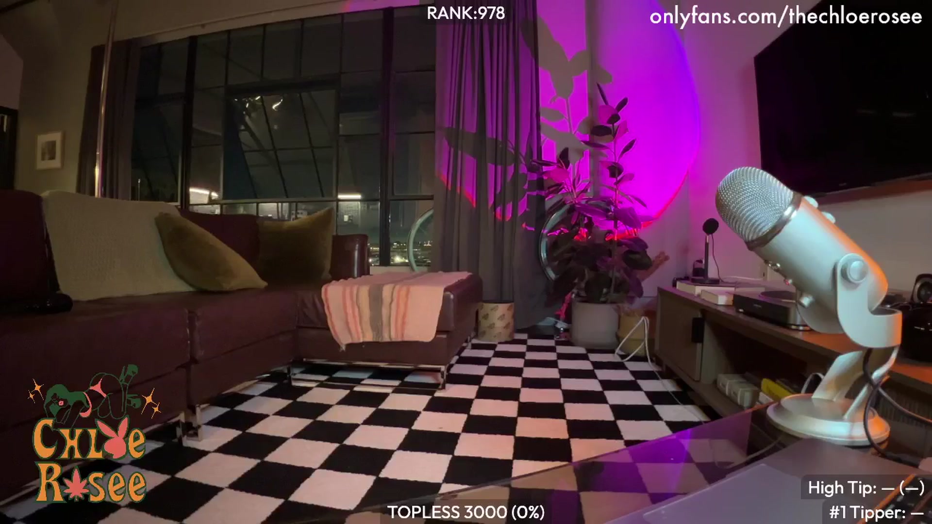 Gallery image thumbnail from ChloeRosee's myfreecams stream on, 07/30/2024, 05:19 image 2 of 20