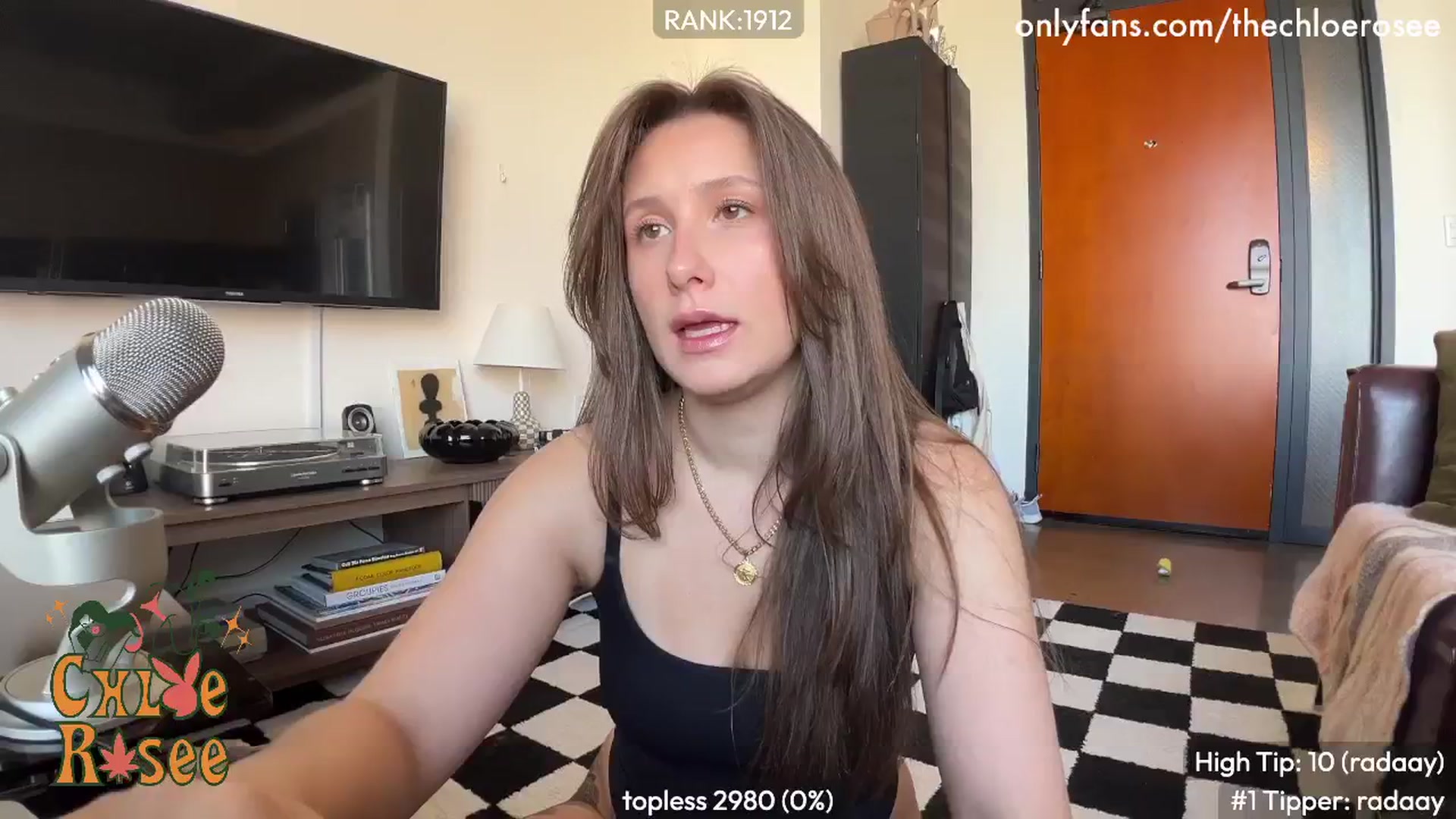 Gallery image thumbnail from ChloeRosee's myfreecams stream on, 09/14/2024, 23:36 image 11 of 20