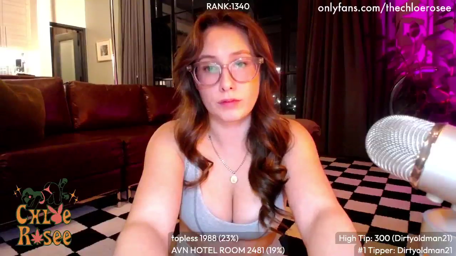 Gallery image thumbnail from ChloeRosee's myfreecams stream on, 11/07/2024, 04:51 image 16 of 20