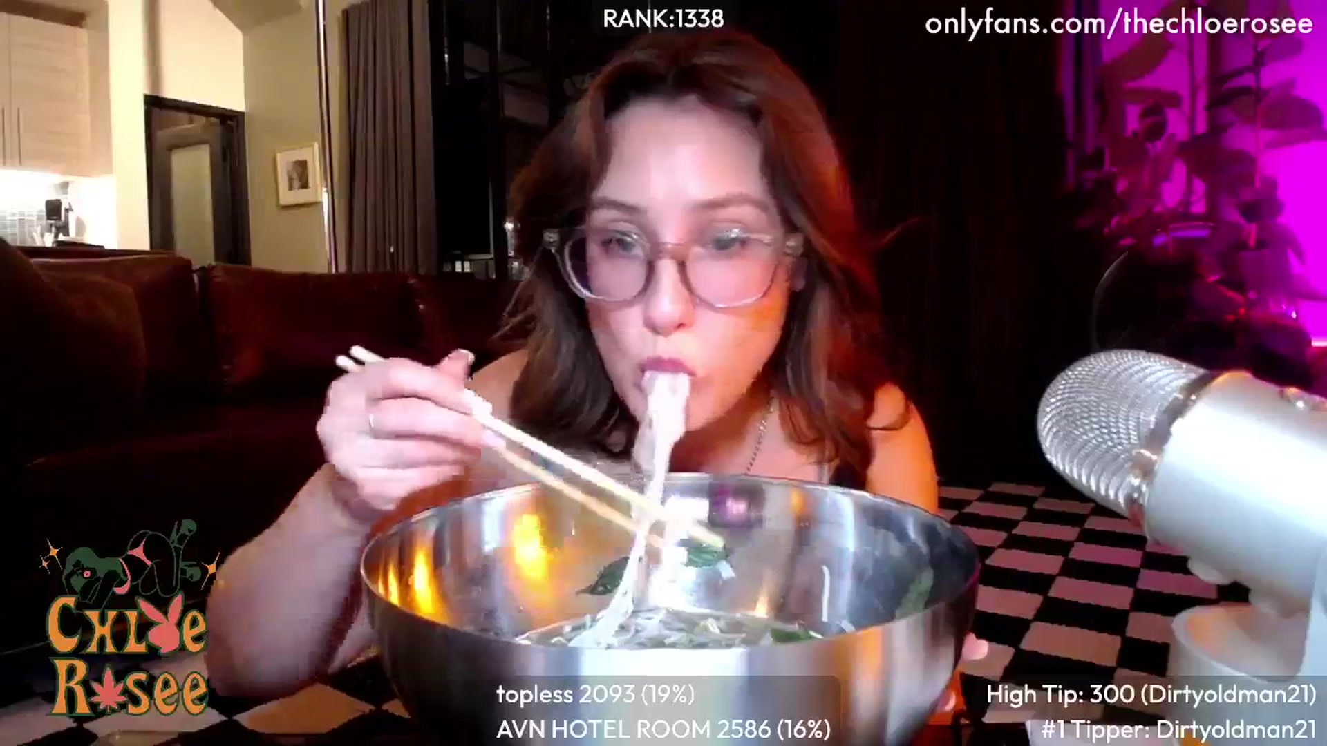 Gallery image thumbnail from ChloeRosee's myfreecams stream on, 11/07/2024, 04:51 image 8 of 20