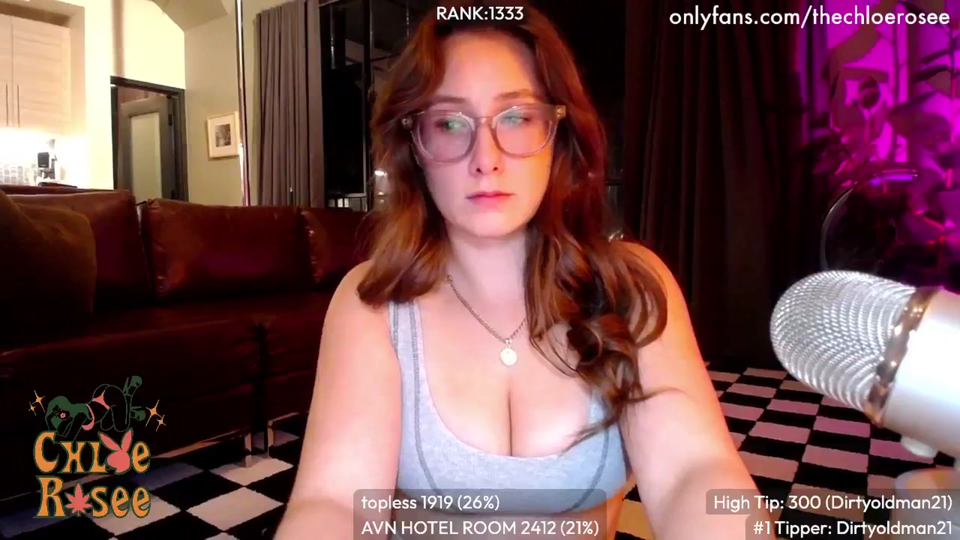 Gallery image thumbnail from ChloeRosee's myfreecams stream on, 11/07/2024, 04:51 image 19 of 20