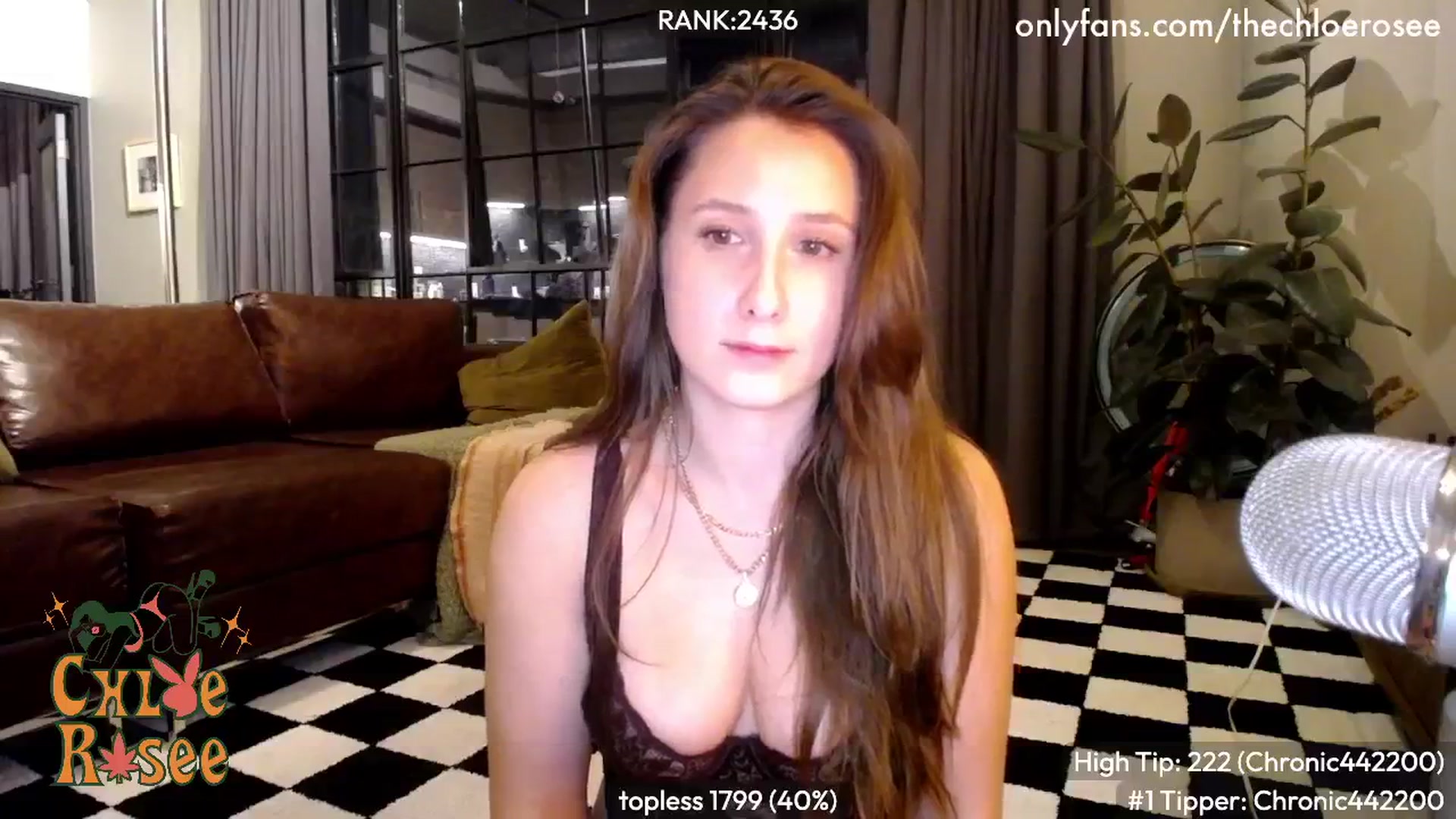 Gallery image thumbnail from ChloeRosee's myfreecams stream on, 11/21/2024, 07:01 image 9 of 20