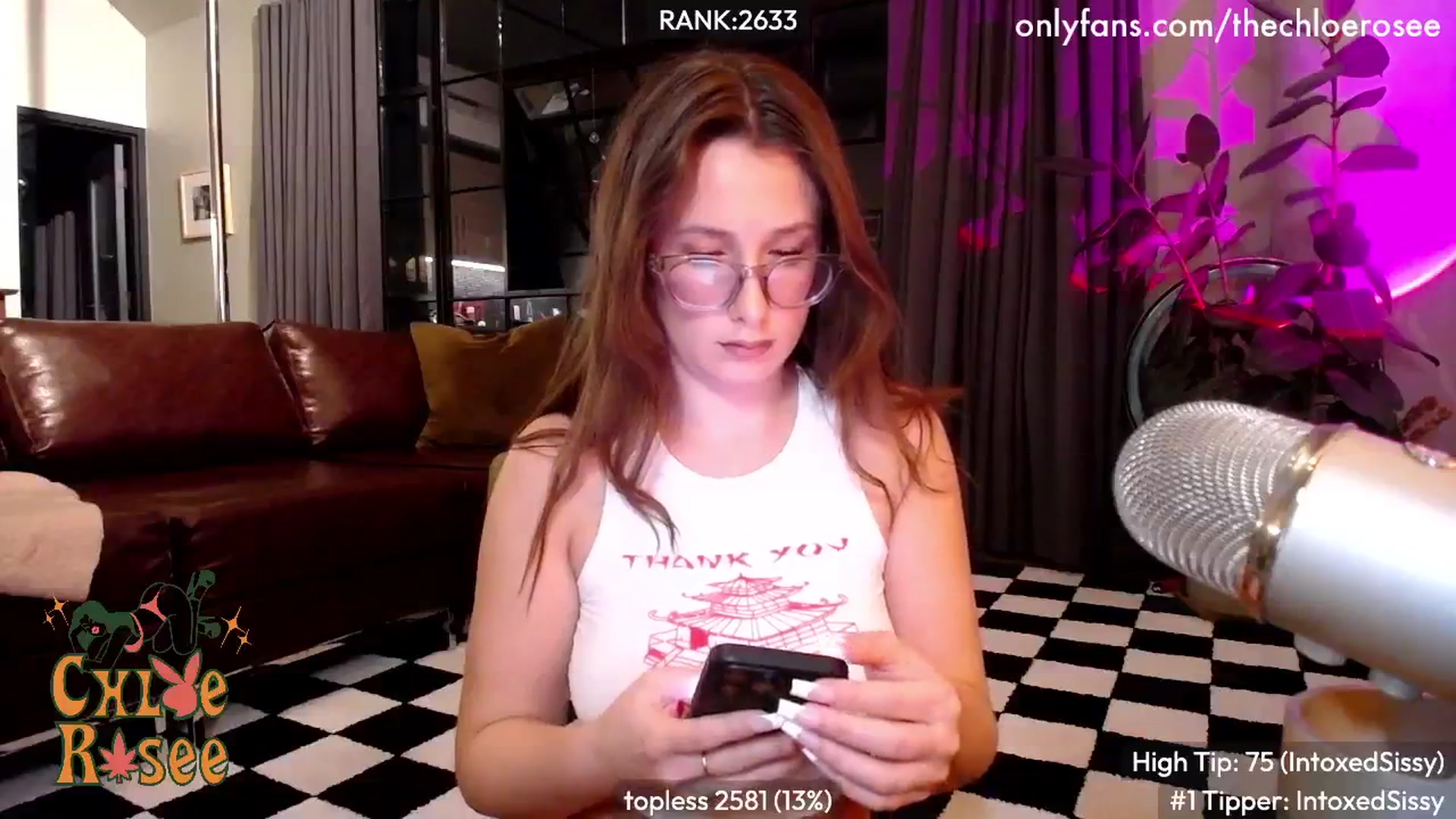 Gallery image thumbnail from ChloeRosee's myfreecams stream on, 12/01/2024, 06:44 image 9 of 20