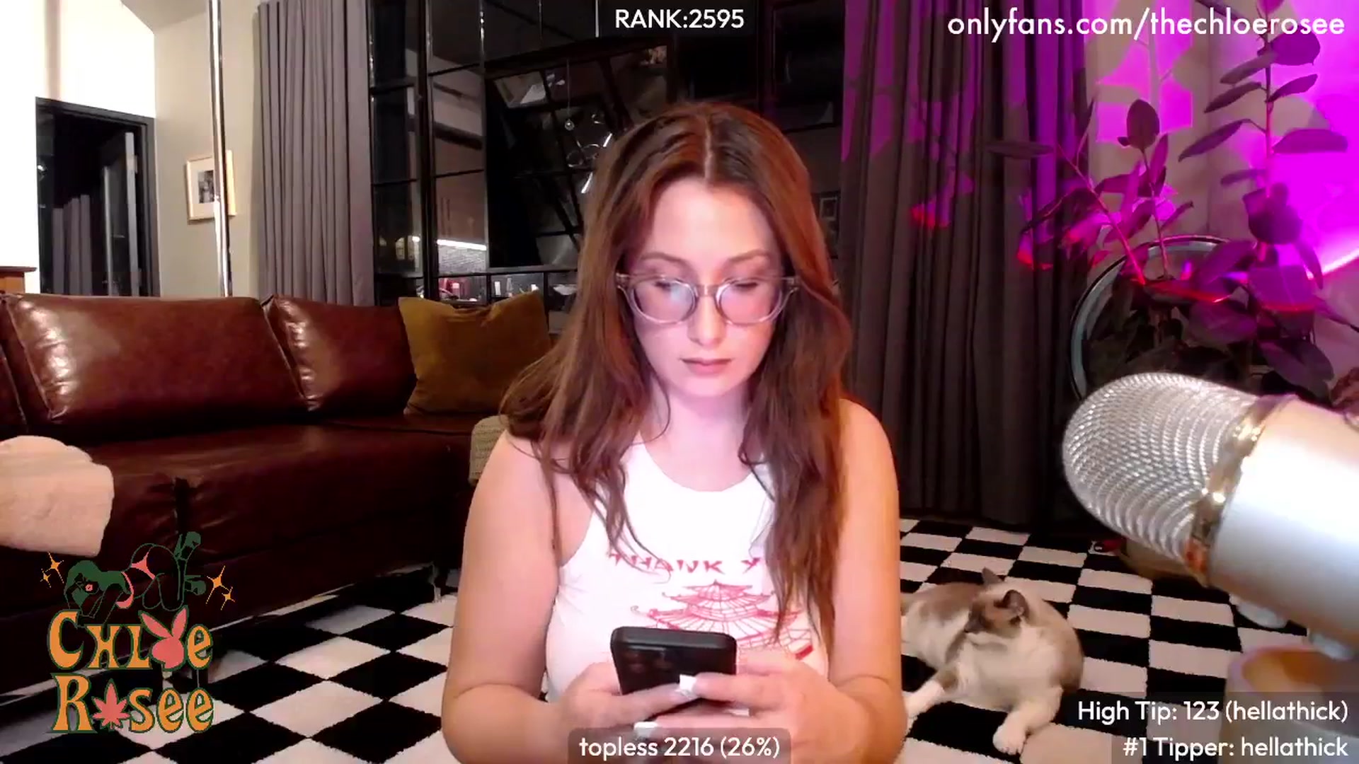 Gallery image thumbnail from ChloeRosee's myfreecams stream on, 12/01/2024, 06:44 image 14 of 20