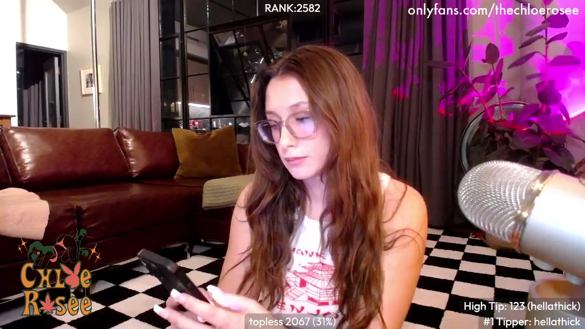 Gallery image thumbnail from ChloeRosee's myfreecams stream on, 12/01/2024, 06:44 image 16 of 20