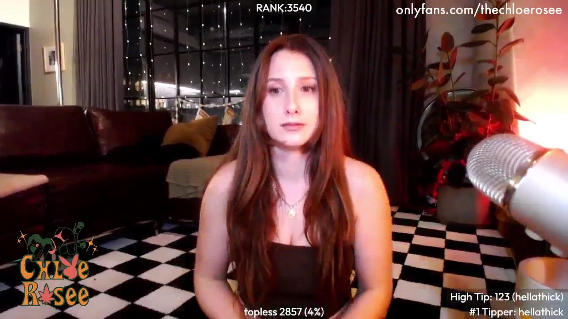Gallery image thumbnail from ChloeRosee's myfreecams stream on, 12/04/2024, 06:46 image 10 of 20