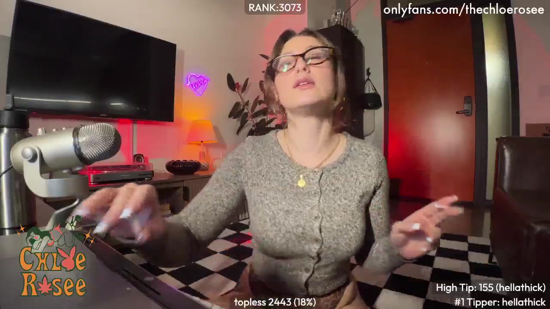 Gallery image thumbnail from ChloeRosee's myfreecams stream on, 02/17/2025, 06:11 image 6 of 20