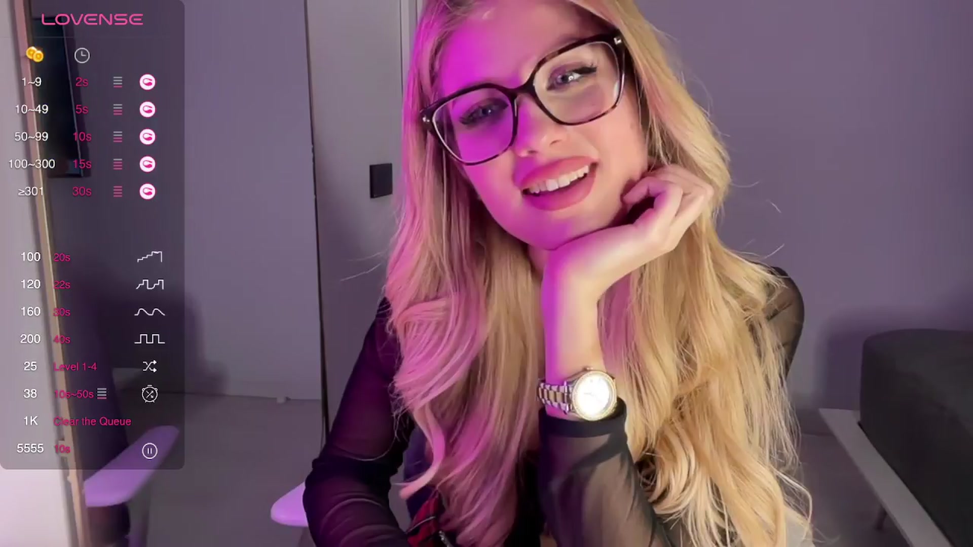 Gallery image thumbnail from ChloeSibelle's myfreecams stream on, 03/24/2024, 22:56 image 11 of 20